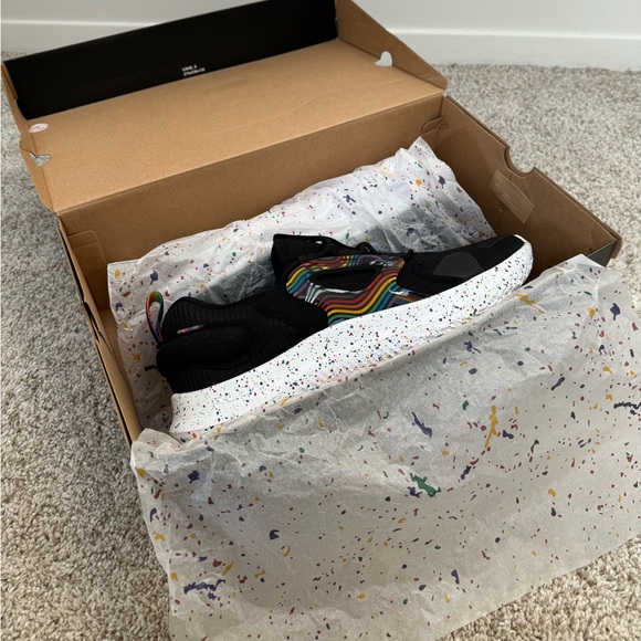 UA Flow Velociti MVMNT Pride shoe size 13 - Picture 3 of 8